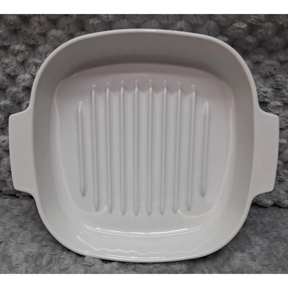 VTG Corning Ware 10” Cooker w/Built in Rack M-10-GR NOS White Skillet Pan Dish